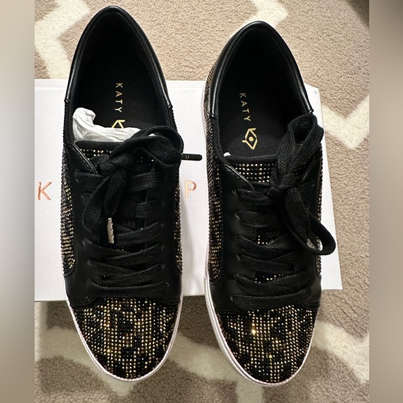 Katy Perry Rizzo Sneakers - Picture 3 of 7